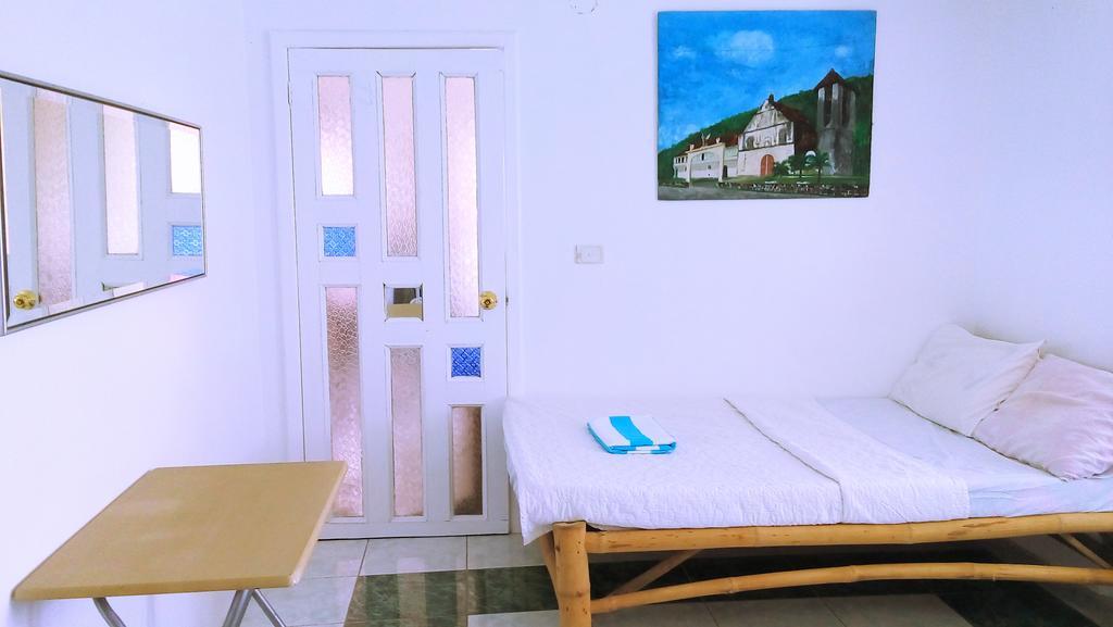 La Bella Beach House Boljoon Exterior foto